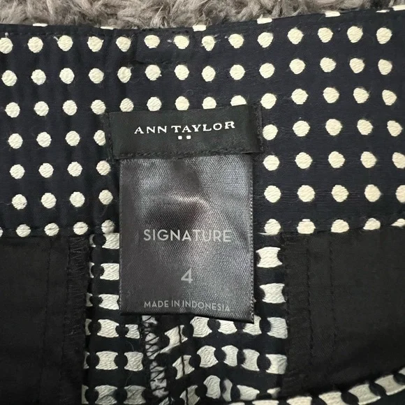 Anne Taylor Black and White Polka Dot shorts size 4 - Picture 5 of 8